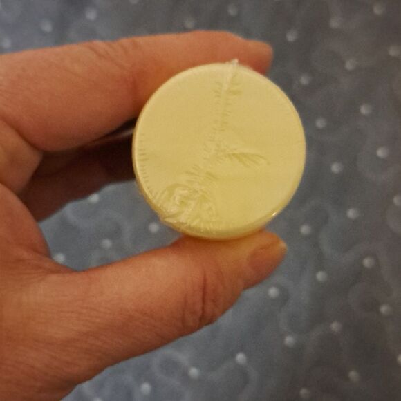 Mary Kay White tea & citrus satin hands shea cream - new - Picture 3 of 3